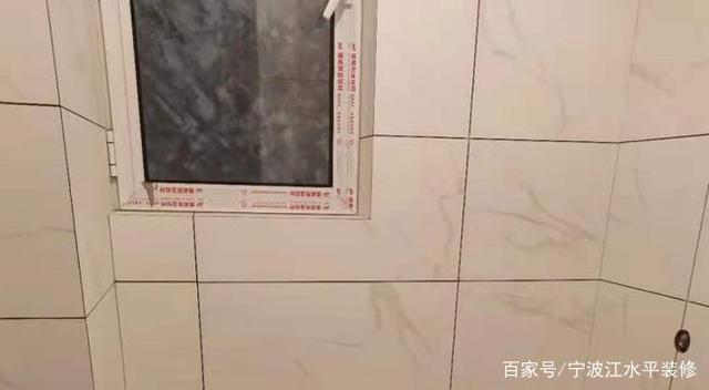 墙砖打了洞怎么填补好呢(墙砖打孔后的地方怎么修补)